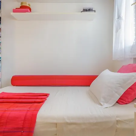 Design Dwelling Near Policlinico & Centre * Modena