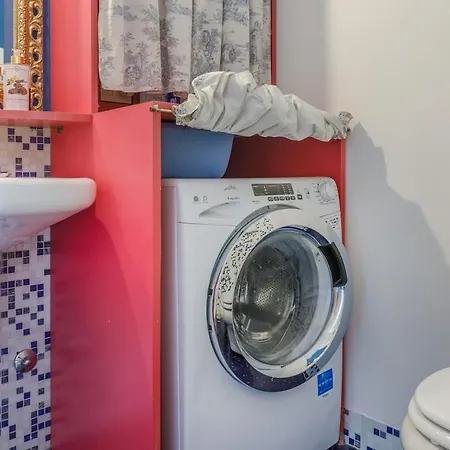 Apartmán Design Dwelling Near Policlinico & Centre